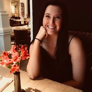 Meet your Posher, Stacie